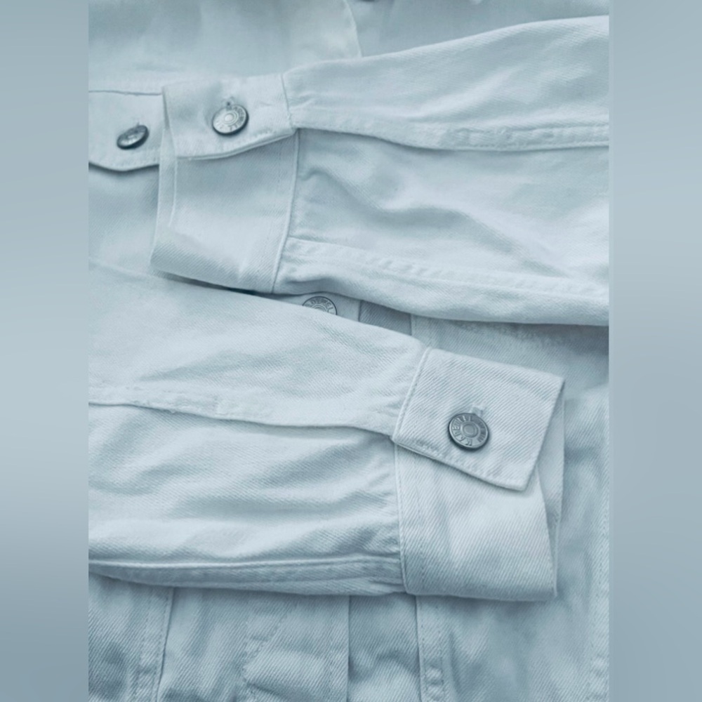 Madewell Women’s The Boxy Crop Jean Jacket - Picture 9 of 11
